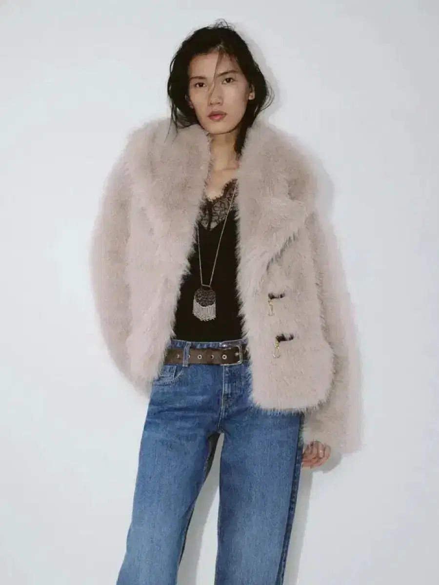 新品 ZARA フェイクファー トグル ボタン ショート コート (ザラ