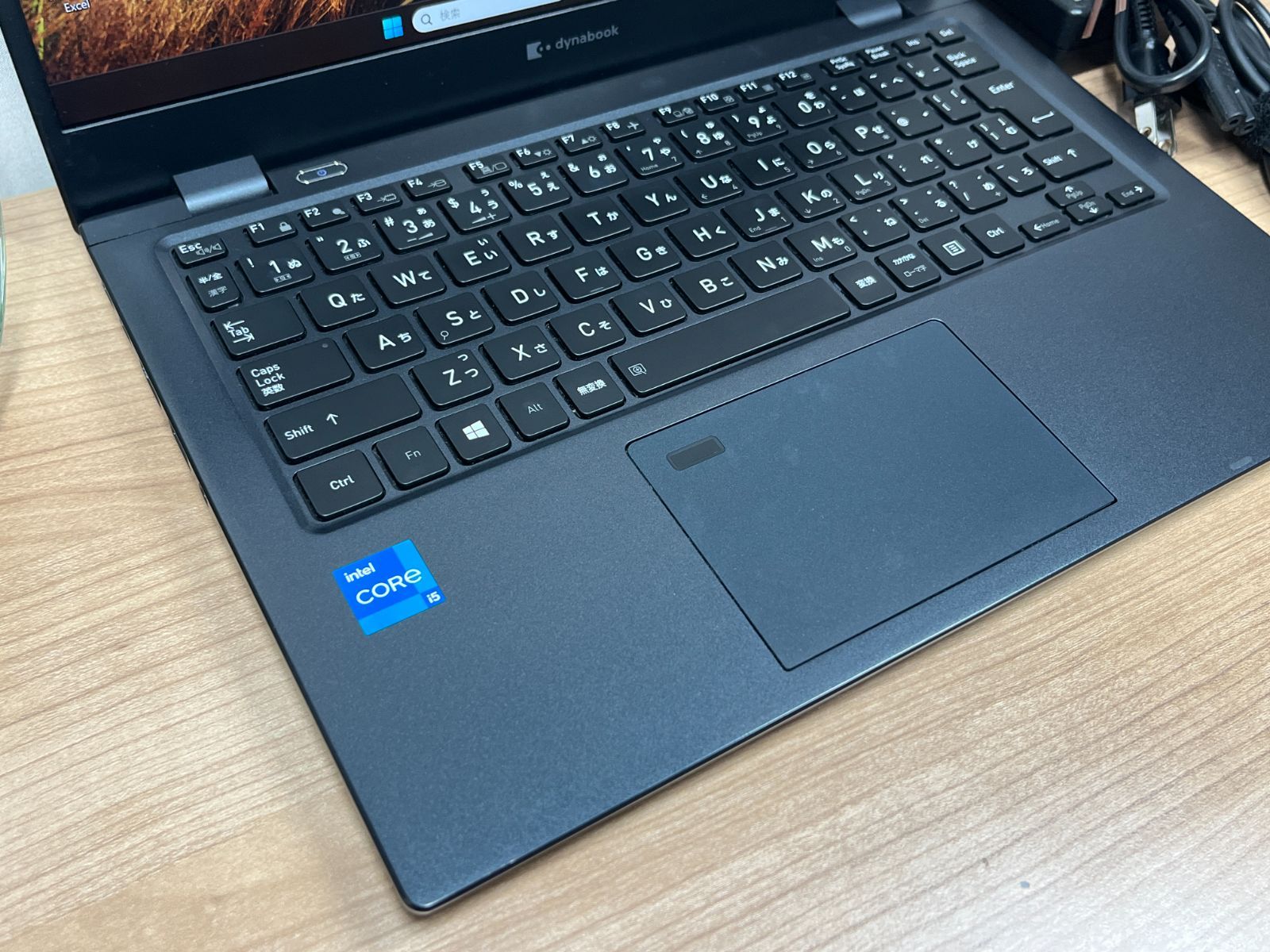 美品＞1104 軽量 Dynabook G83/HS 第11世代 i5 8GB/SSD256gb Office 