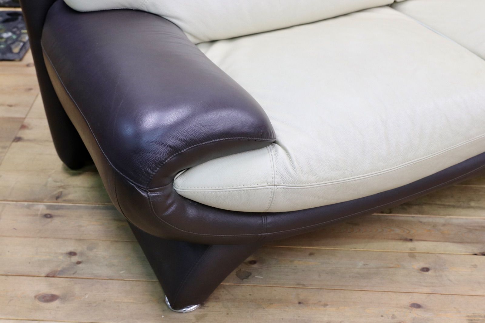 GMIK784○2人掛けソファ ラブソファ 本革 レザー イタリアモダン