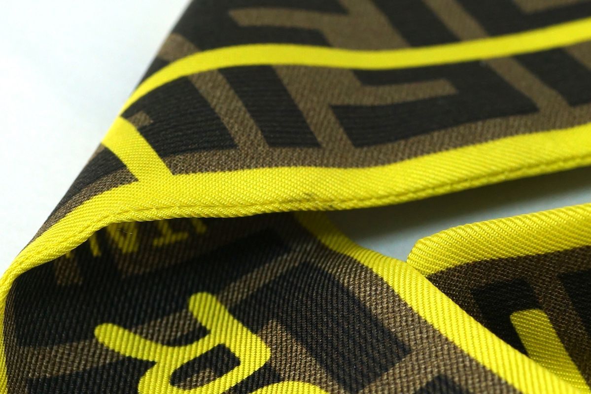 FENDI フェンディ WRAPPY ラッピー スカーフ FFロゴ ズッカ柄 シルク