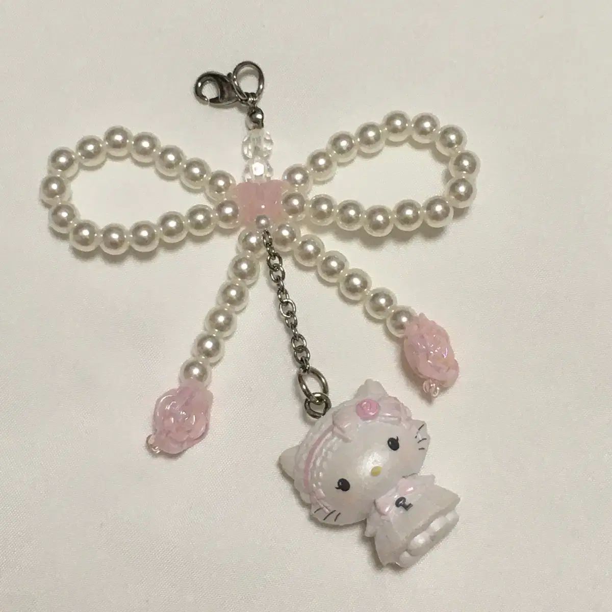 チャーミーキティ クリスマス　ストラップ チャーミーキティキーホルダー ストラップ - メルカリ
