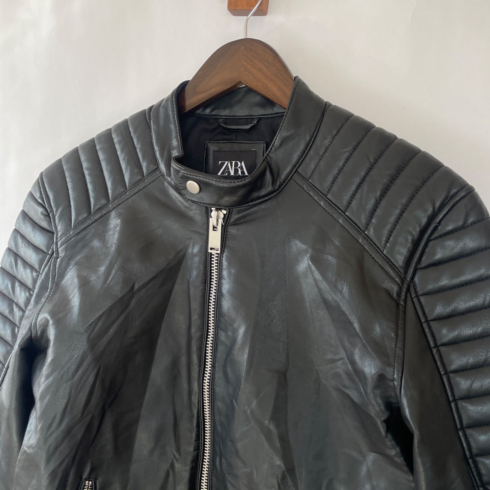 美品】ZARA メンズ シングルライダース レザー フェイクレザー