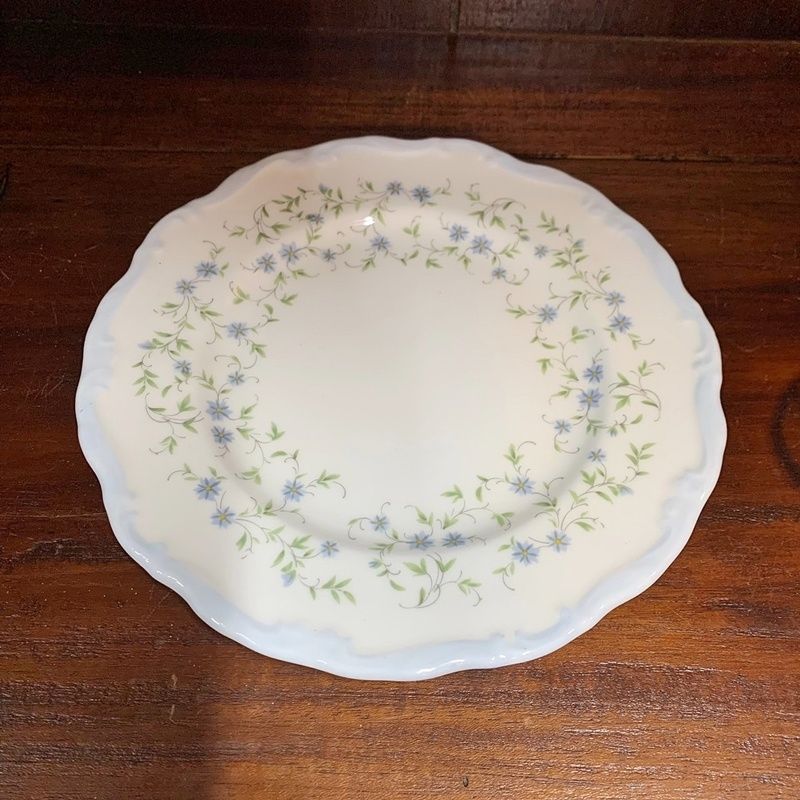 ロイヤルアルバート キャロライン カップ＆ソーサー＆プレート トリオ