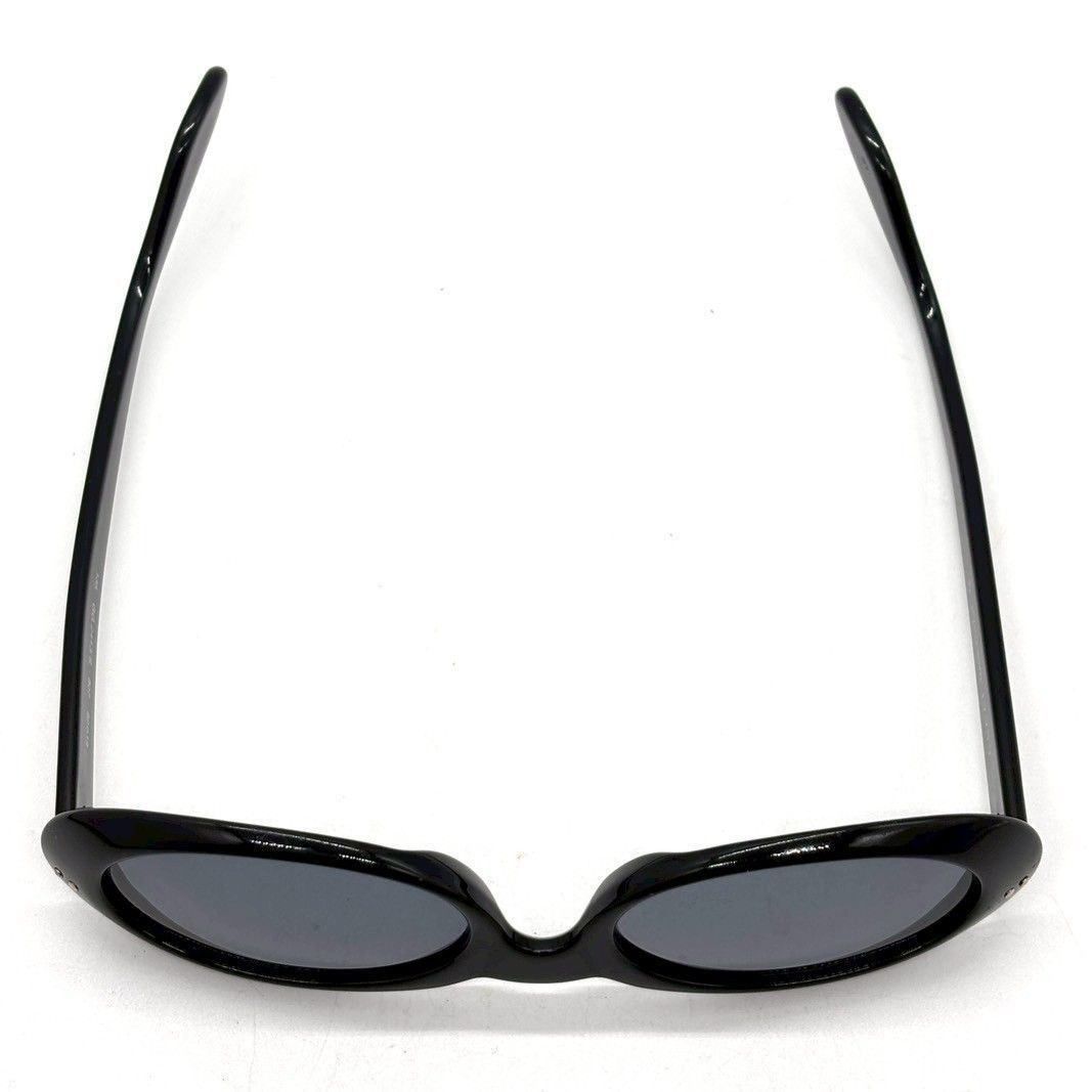 主張しないのに、雰囲気が変わる】 GUCCI サングラス オーバル