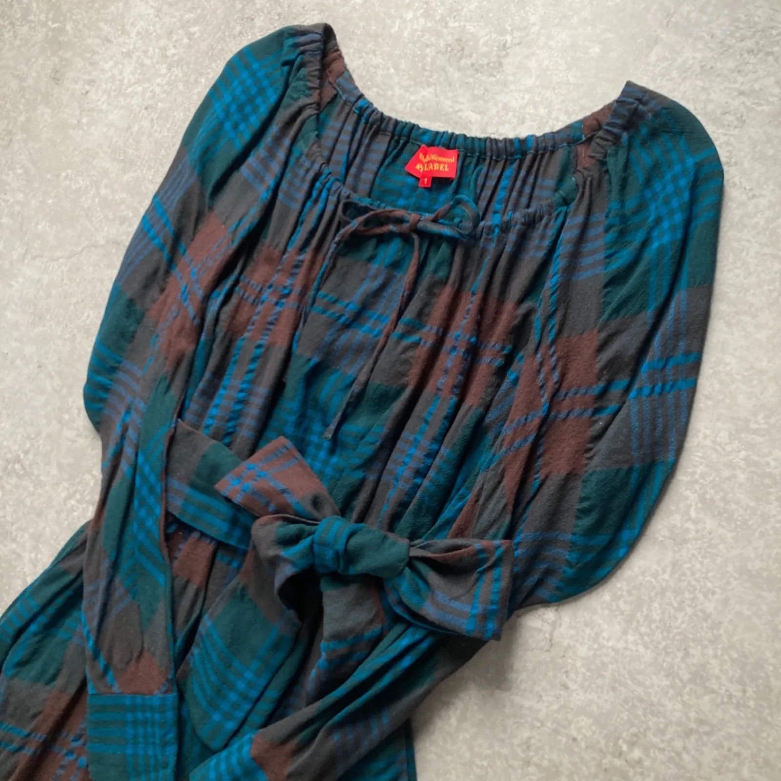 美品 ヴィヴィアンウエストウッド レッドレーベル Vivienne Westwood