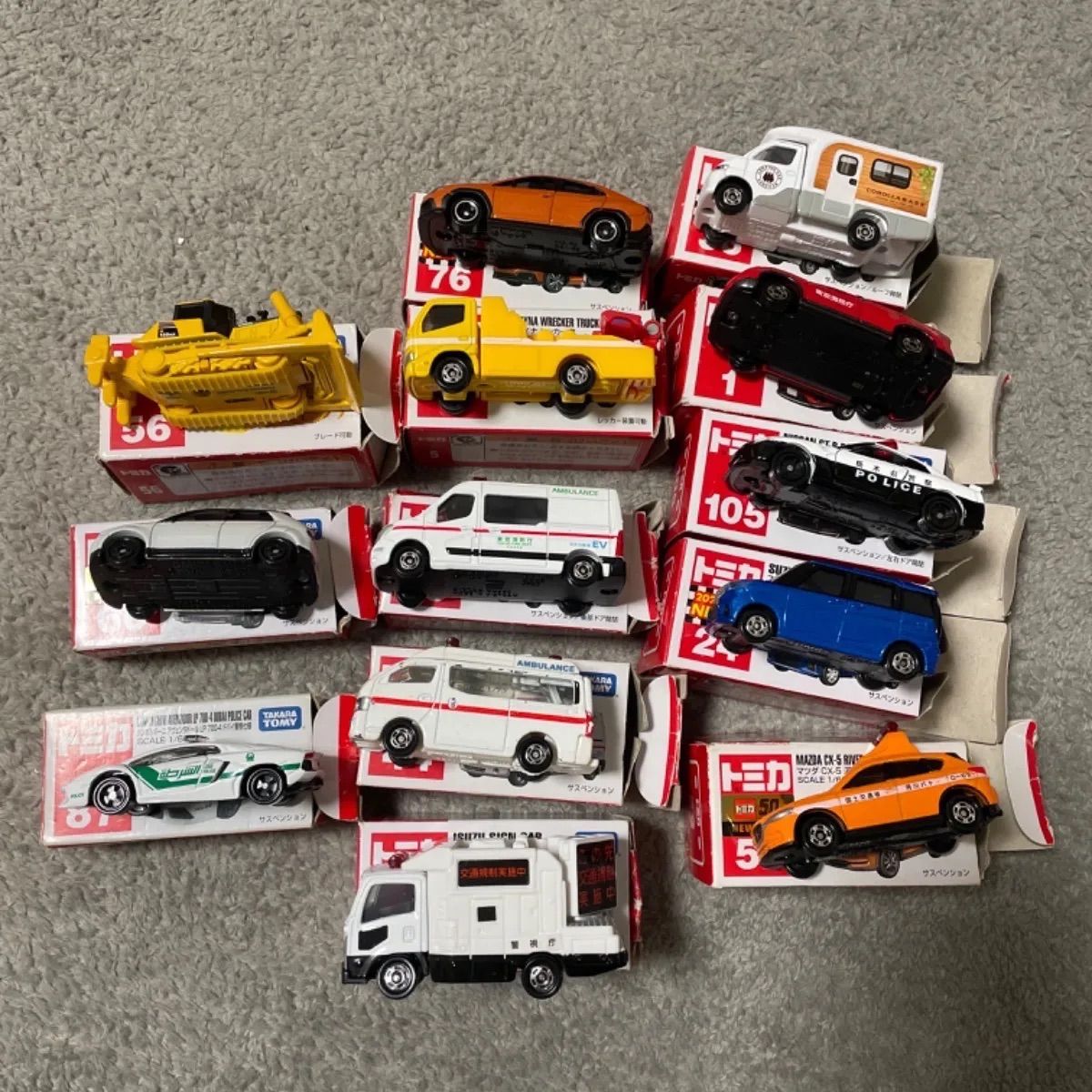 トミカ 13台 まとめ売り - メルカリ