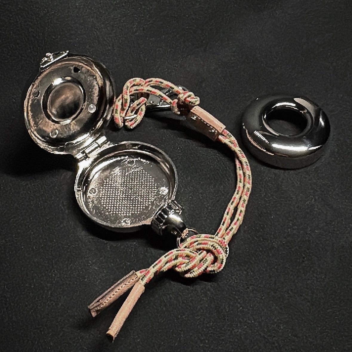 Vivienne Westwood灰皿 Vivienne Westwood 携帯灰皿 新品未使用品 - メルカリ