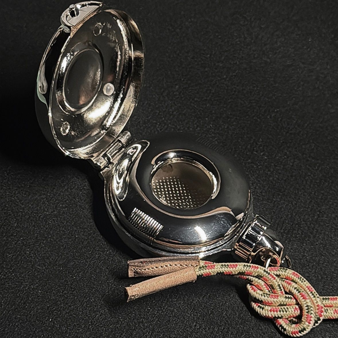 Vivienne Westwood 携帯灰皿 新品未使用品 - メルカリ