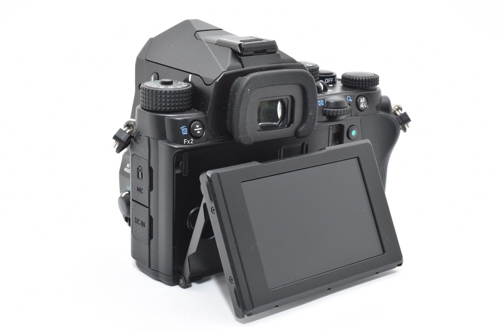 □ほぼ新品・【新品級】ショット数194回 ペンタックス PENTAX KP