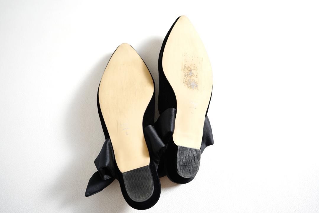 467y*美品 OHGA オーガ ベロアリボンミュール Lサイズ. - メルカリ