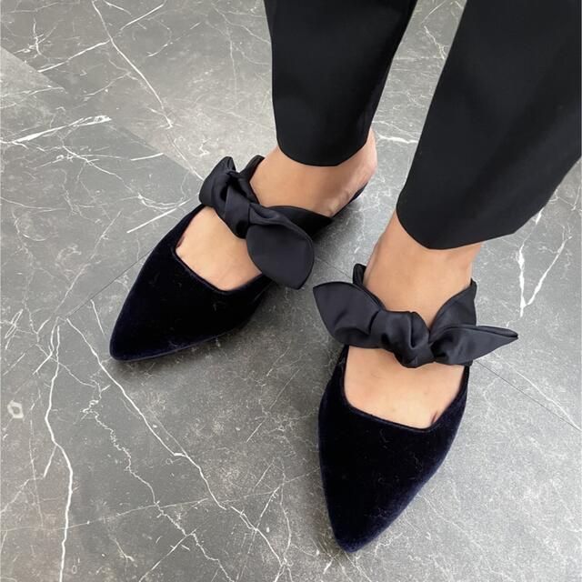 467y*美品 OHGA オーガ ベロアリボンミュール Lサイズ. - メルカリ