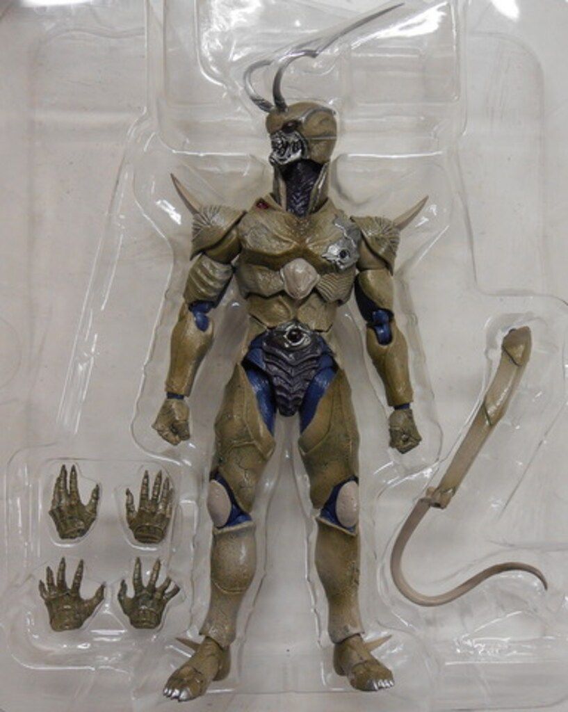 バンダイ S.H.Figuarts 仮面ライダーZO(ゼットオー) ドラス - メルカリ