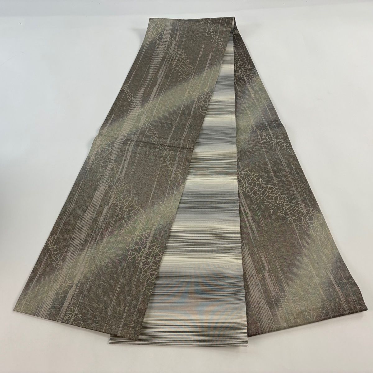 296noiji 袋帯 6通柄 菊 銀色 中古A【ことこと屋】 袋帯 六通柄 296noiji 袋帯 6通柄 菊 銀色 中古A【ことこと屋】 袋帯 六通柄