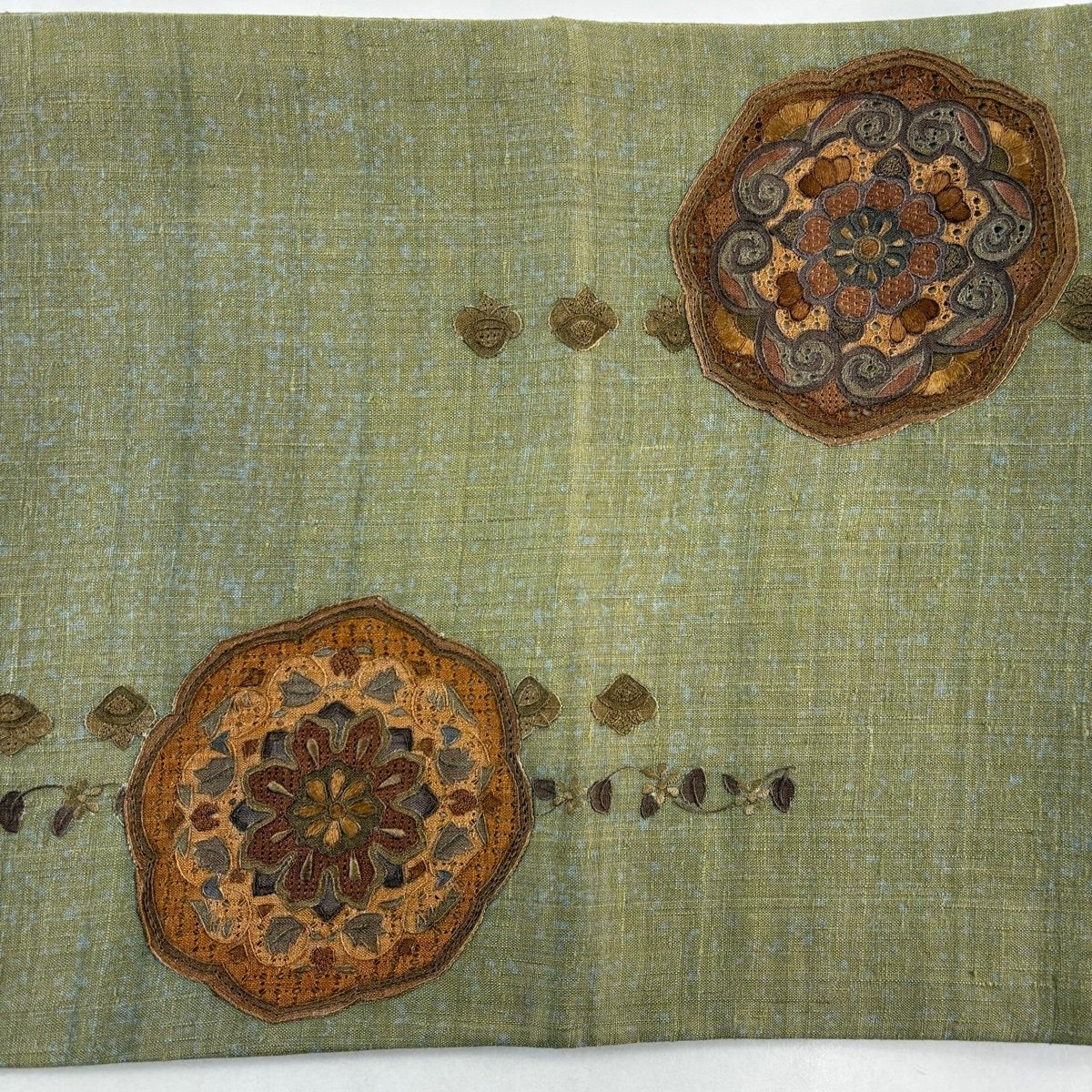 美品】 袋帯 秀品 紬地 華文 草花 刺繍 薄茶色 お太鼓柄 正絹 【中古