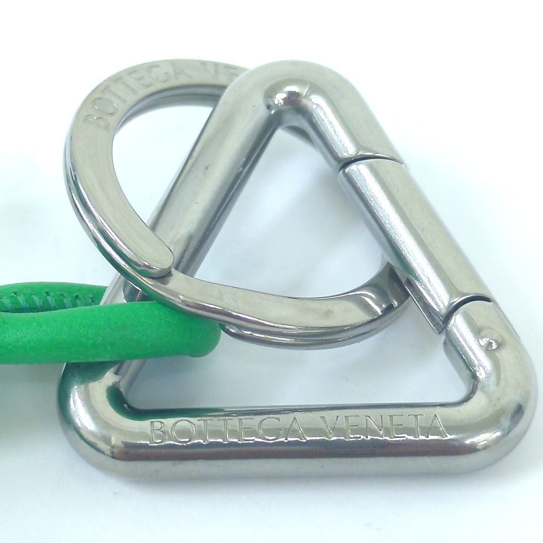 BOTTEGAVENETA トライアングル ノットディテール キーホルダー ボッテガヴェネタ トライアングル ノットディテール ストラップ