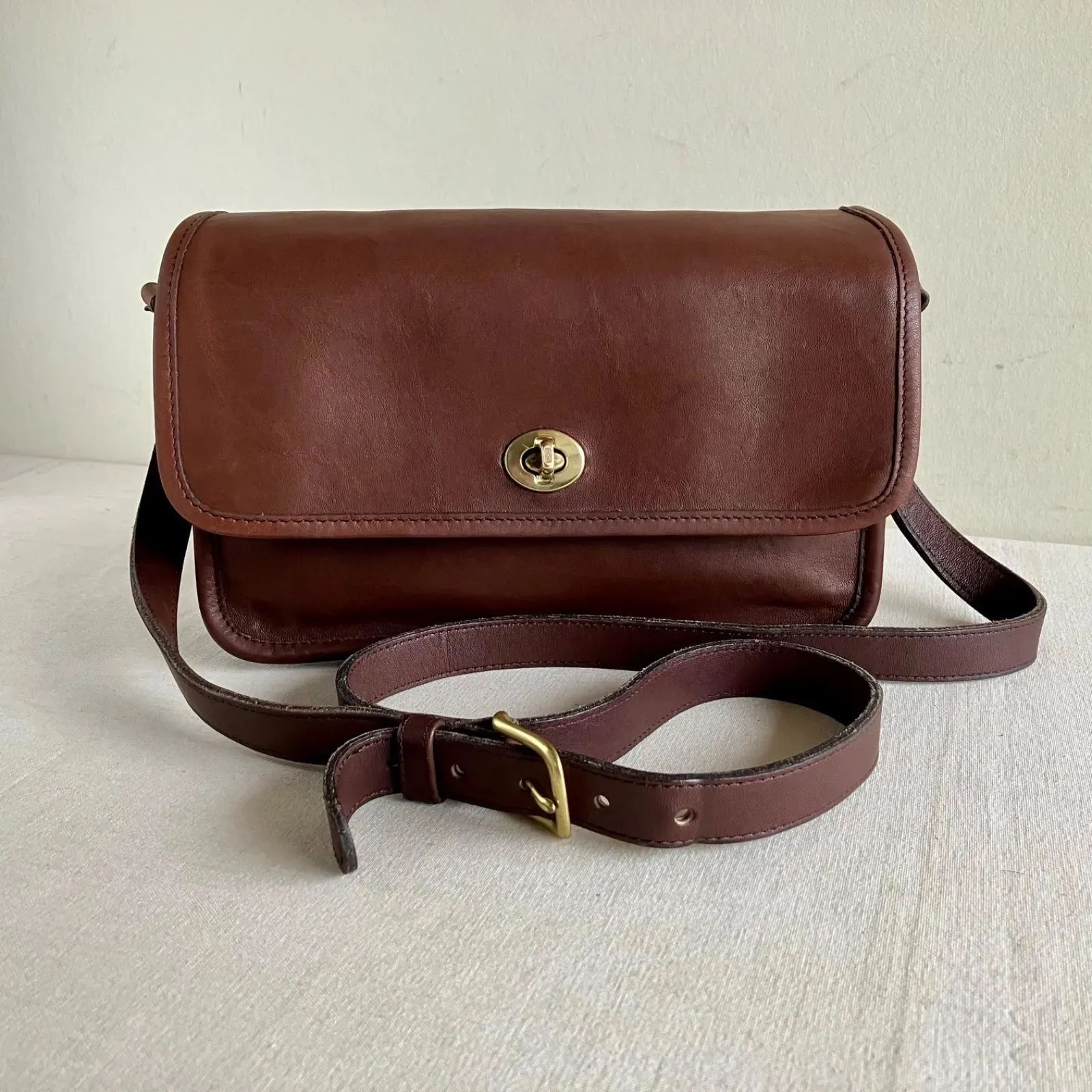 80s Vintage Coach Compartment Bag Mahogany Leather Shoulder Bag 