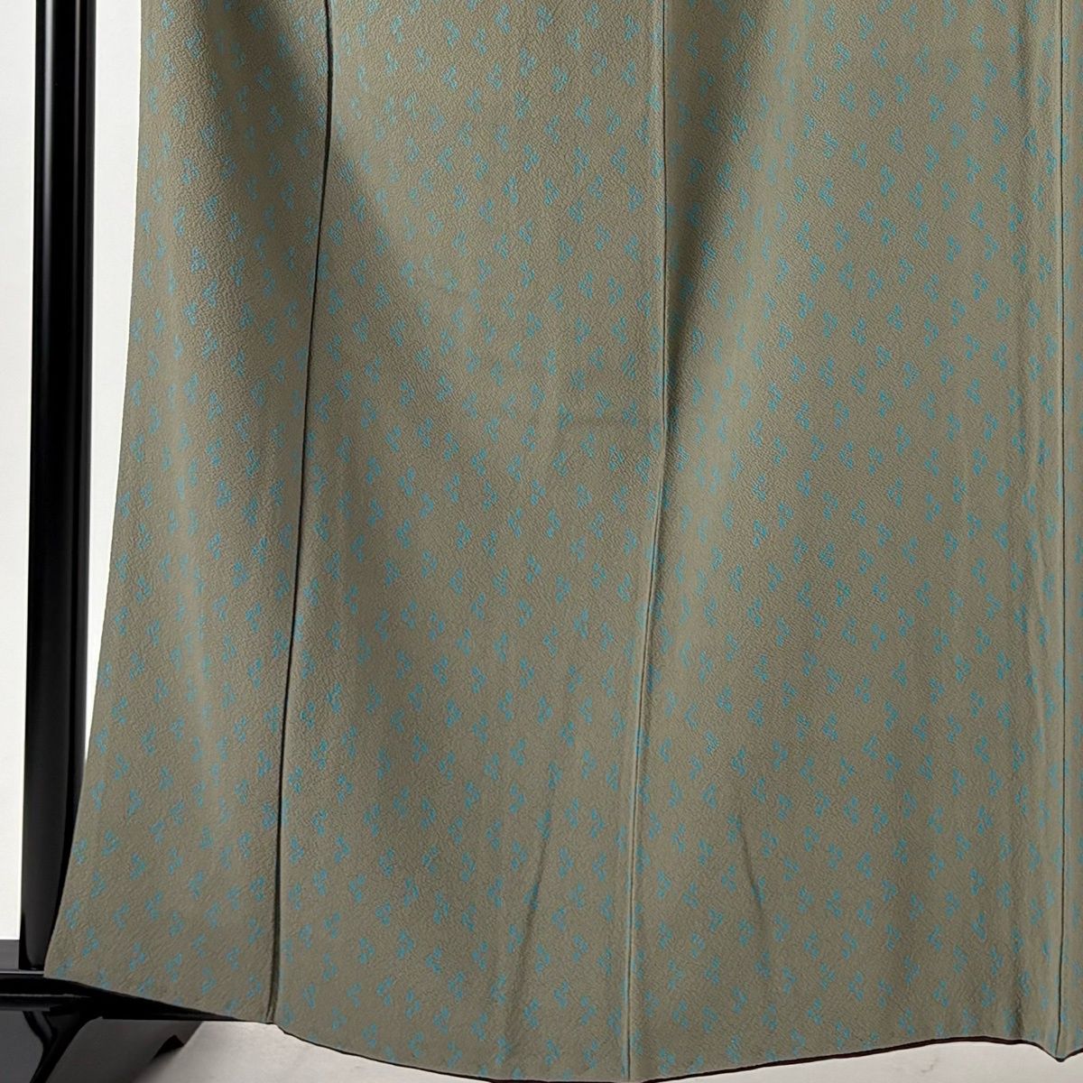 小紋 身丈160.5cm 裄丈65.5cm M 袷 辻村ジュサブロー 落款 幾何学 灰緑