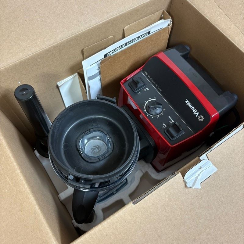 極美品・通電確認済】Vitamix バイタミックス VM0111 レッド ほぼ未