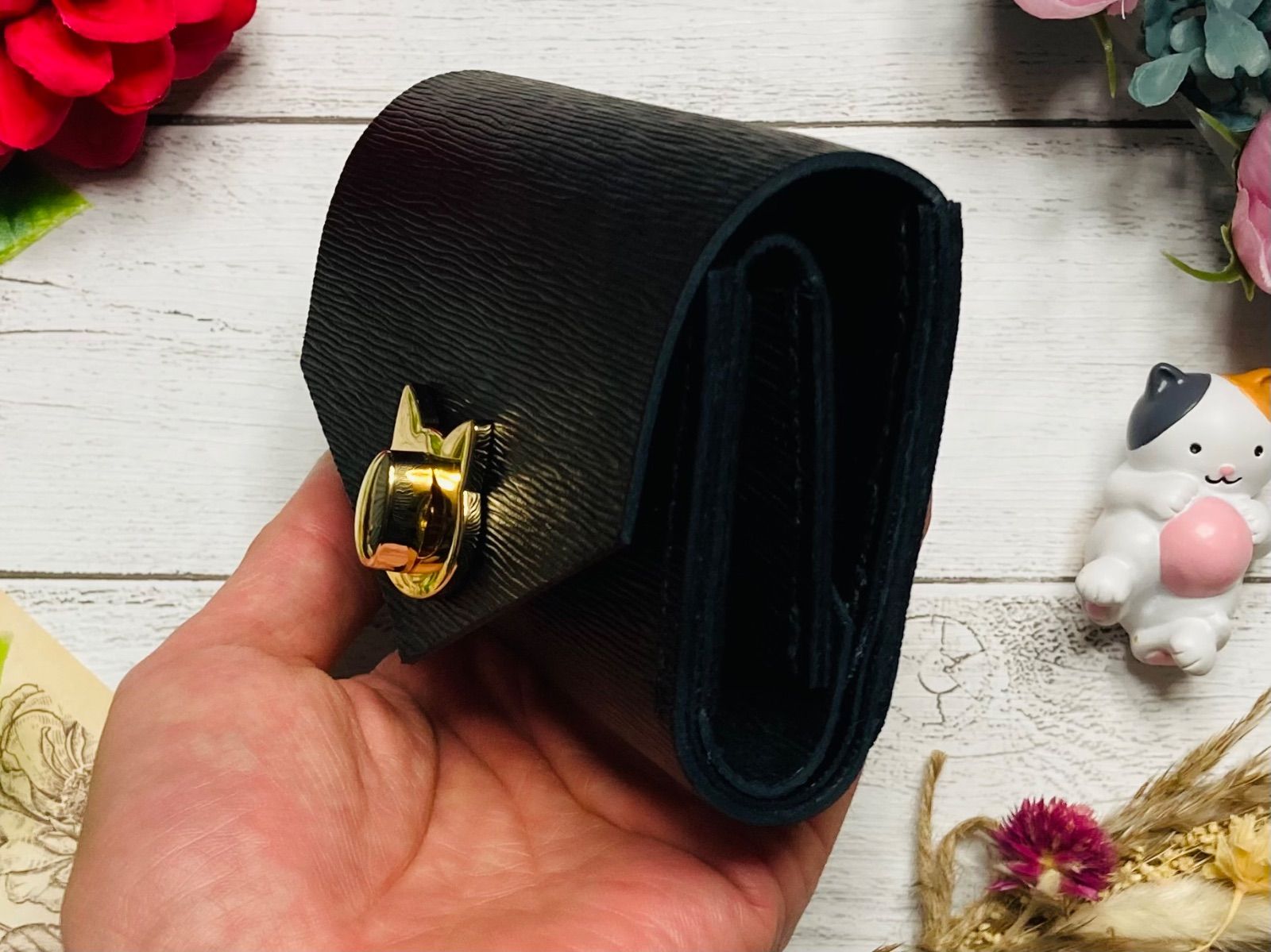 ❤【新色♪】【可愛さ×高級感♪】お洒落可愛い猫モチーフの総本革