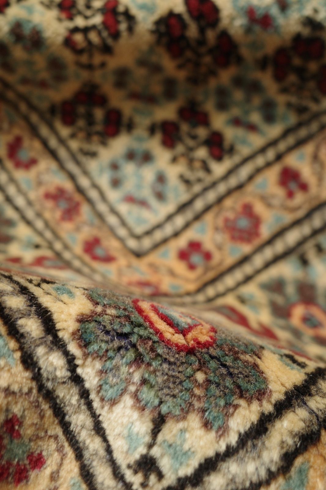 デッドストック】トルコ カイセリ ヴィンテージラグ 上質 - メルカリ