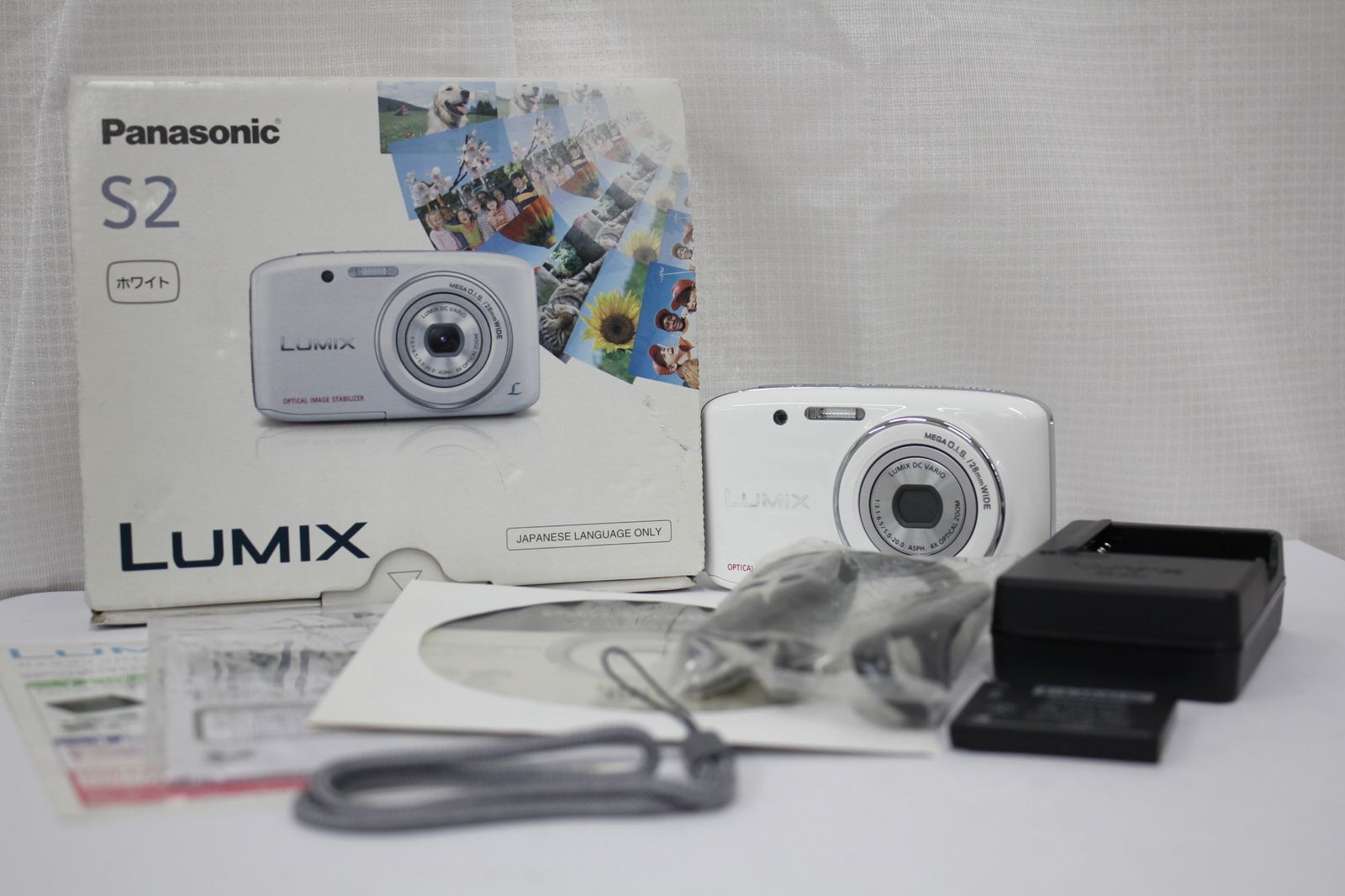 返品保証】 【元箱付き】パナソニック Panasonic LUMIX DMC-S2