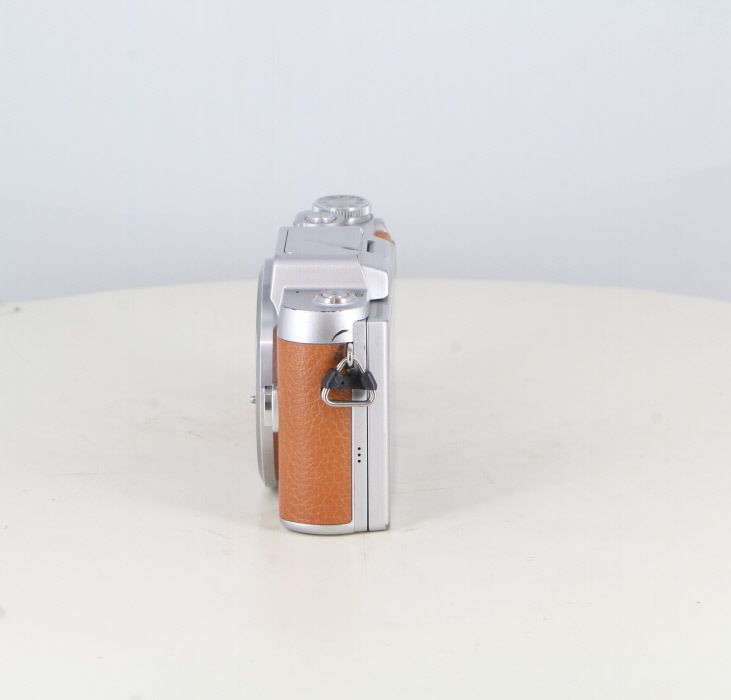 パナソニック DMC-GF7 ボディ ブラウン Amazon | Panasonic ミラーレス一眼カメラ DMC-GF7 ボディのみ