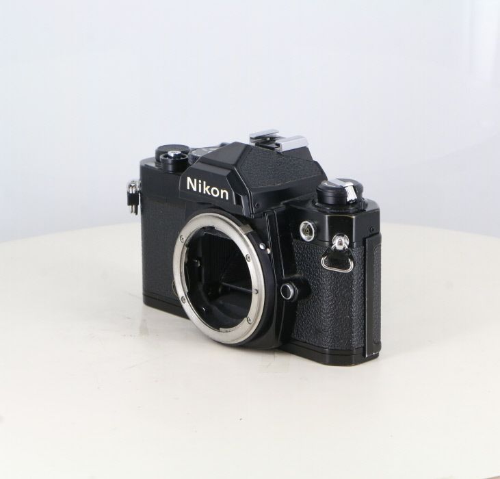 Nikon FM ボディブラック ニコン 完動品 中古】(ニコン) Nikon FM ボディ - メルカリ
