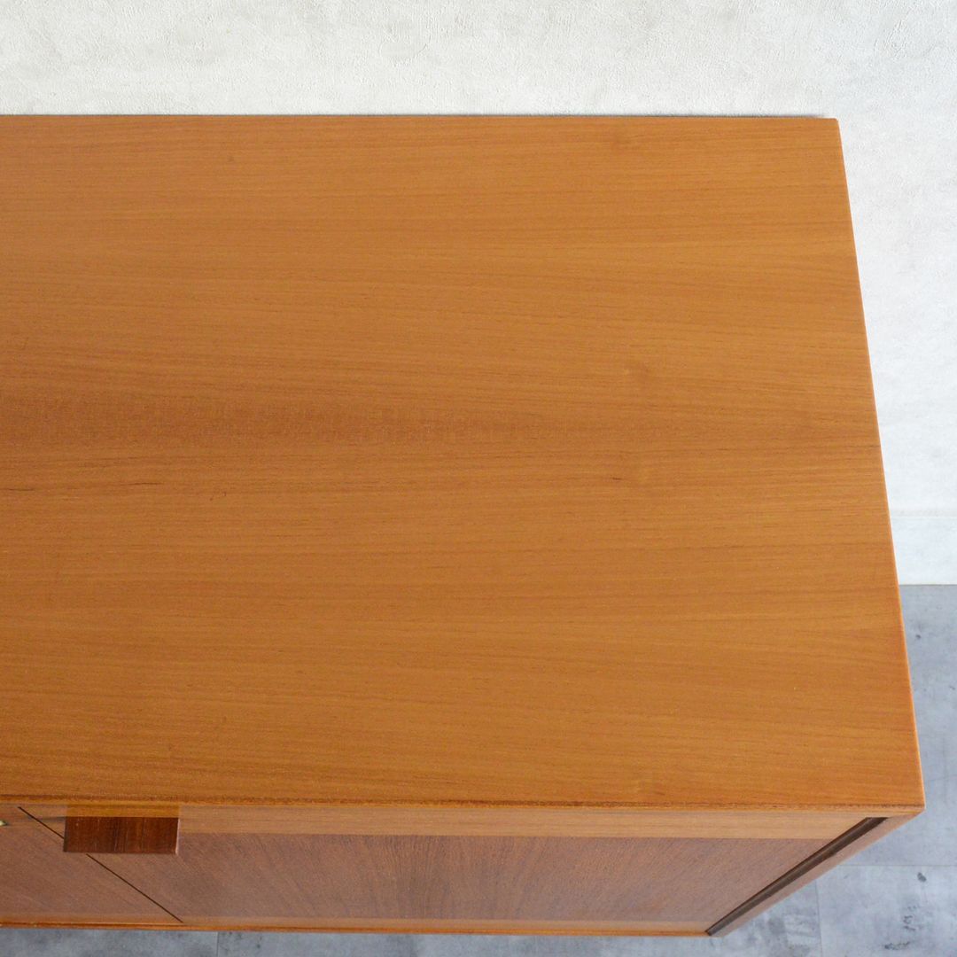 スウェーデンヴィンテージ OLD IKEA キャビネット 鍵付 チーク サイド