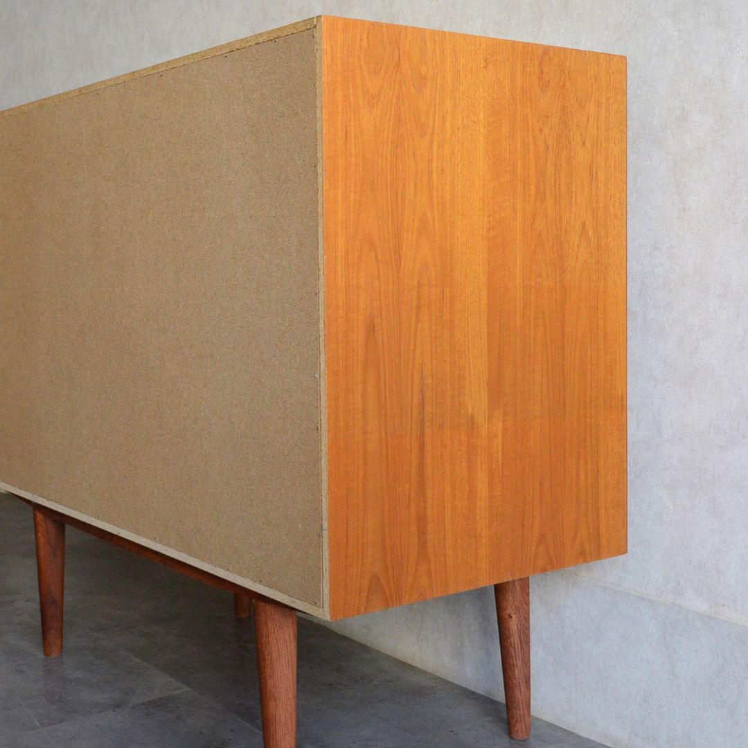 スウェーデンヴィンテージ OLD IKEA キャビネット 鍵付 チーク サイド