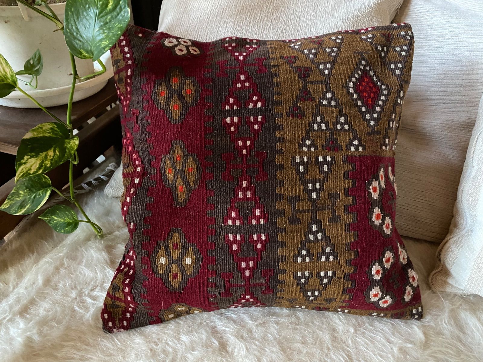 オールドキリム トルコ・カイセリ クッションカバー オールドキリム クッションカバー 40cmサイズ カイセリ たくさんの幾何