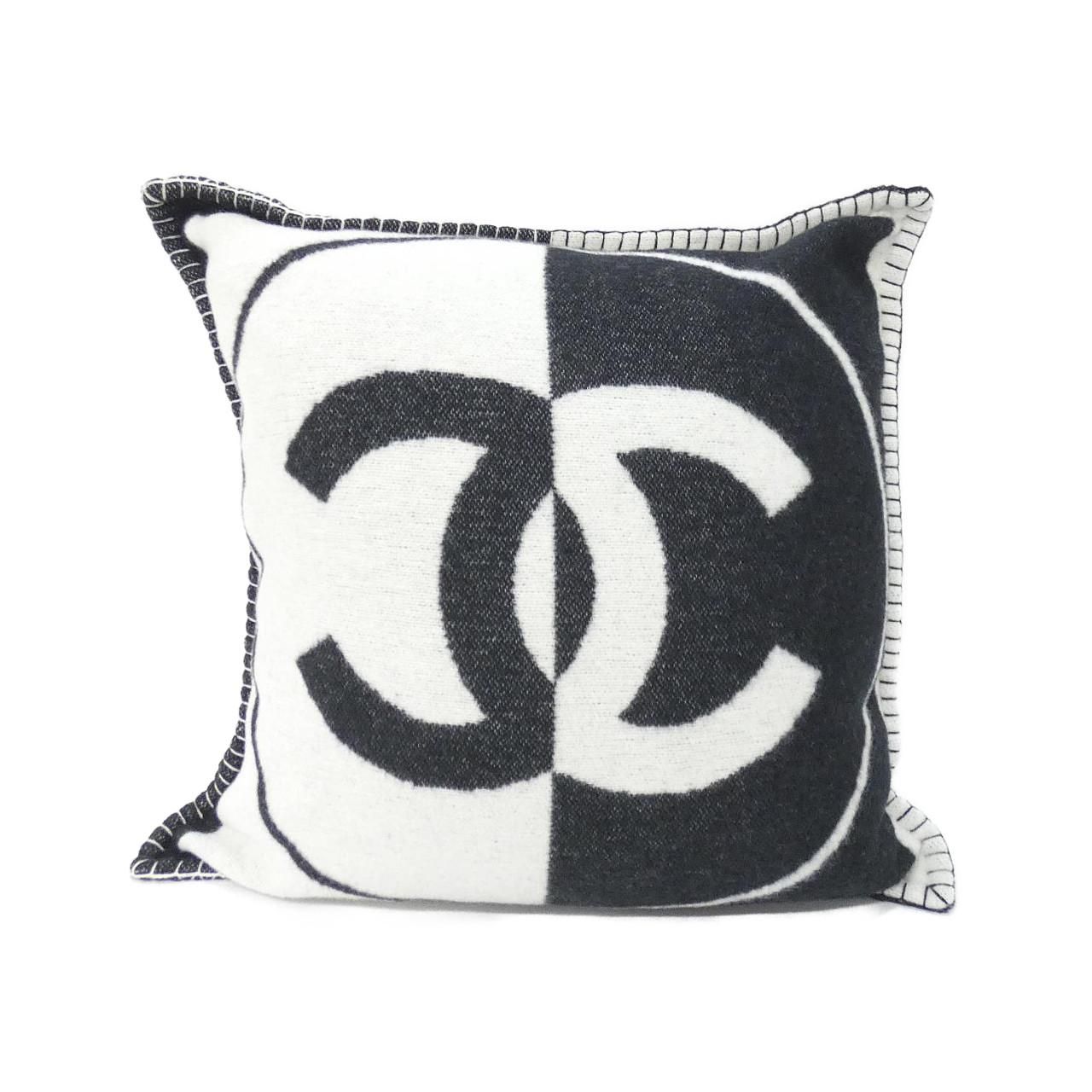 シャネル クッション - メルカリ