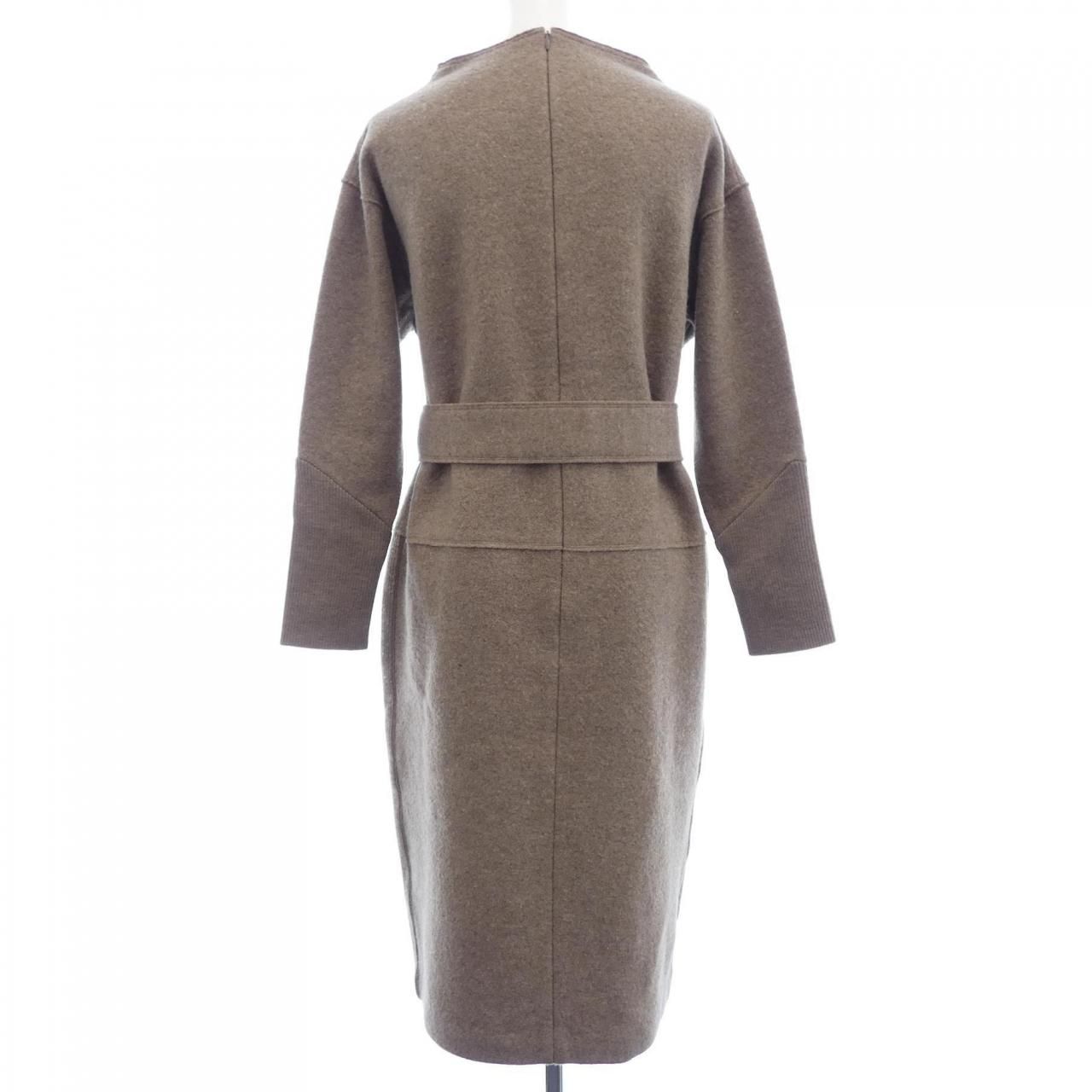 モラビト　プルミエ　　ワンピース モラビトプルミエ ホワイトワンピース M ウエストベルト付き - メルカリ