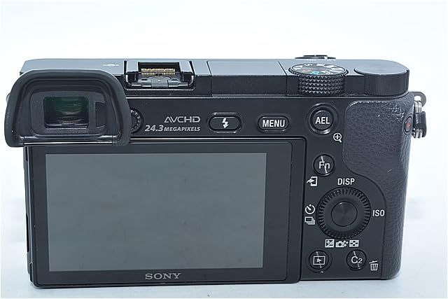 650☆新品級・ショット数7906回☆SONY ミラーレス一眼 α6000 ボディ
