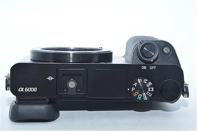 650☆新品級・ショット数7906回☆SONY ミラーレス一眼 α6000 ボディ