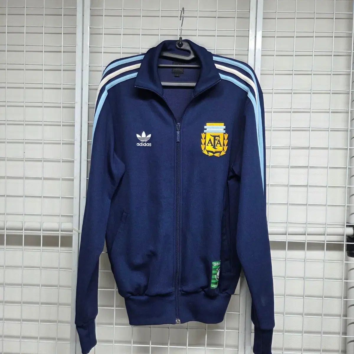 アディダス アルゼンチン 神の手 ジャージ - メルカリ