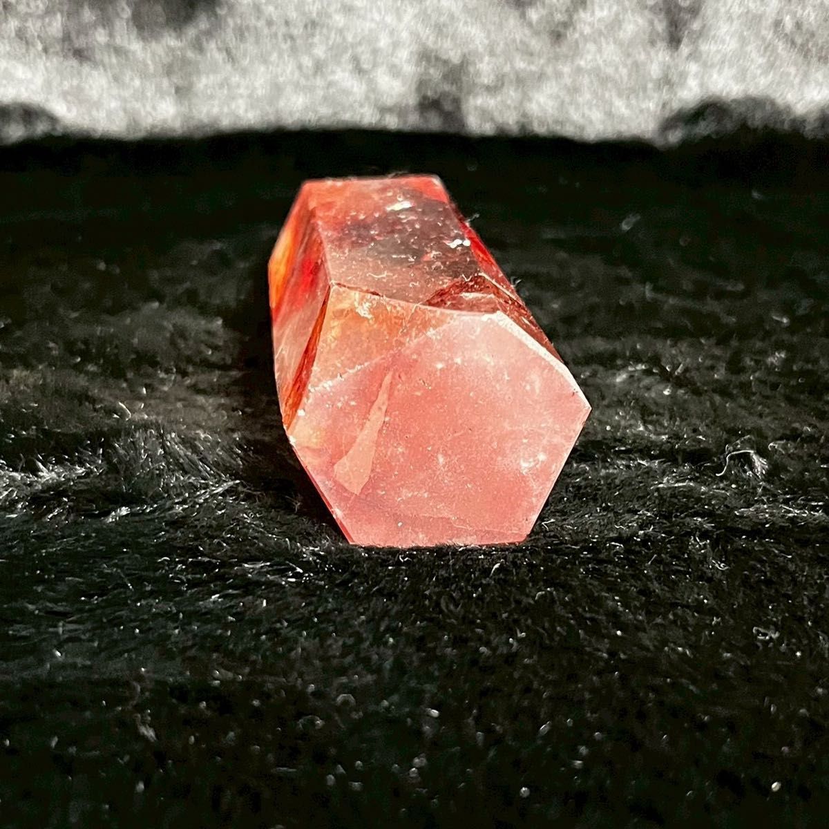 110g レッドファイアークォーツ】 原石 浄化 天然石 赤水晶 ポイント