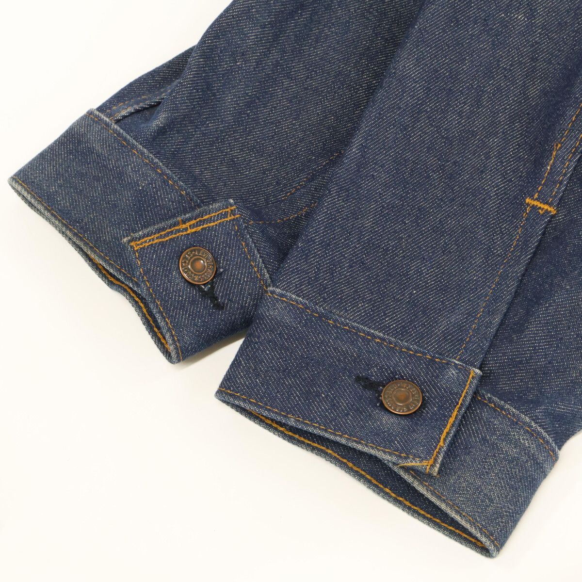 LEVI'S リーバイス 70's 70505 白ケアタグ ボタン裏1 不均等V スモール