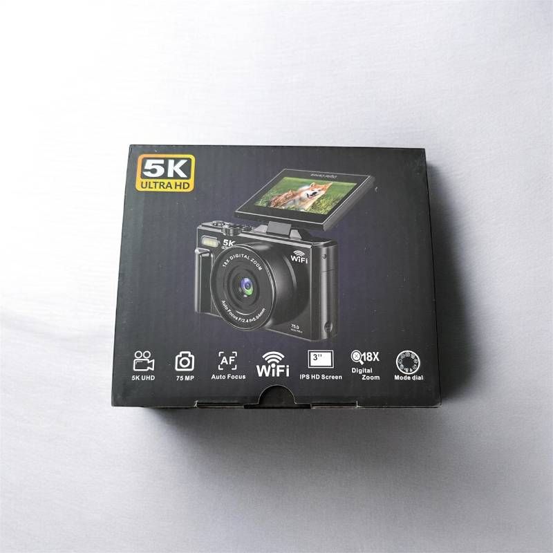 Kデジカメ Wi-Fiスマホ転送 7500万画素 デジタルカメラ 180度回転