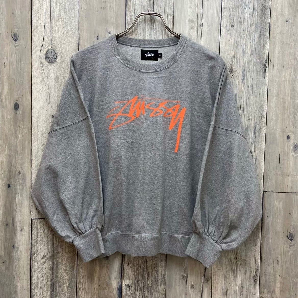 STUSSY stussy ステューシー 日本製 グレー デカロゴ プリント 短丈