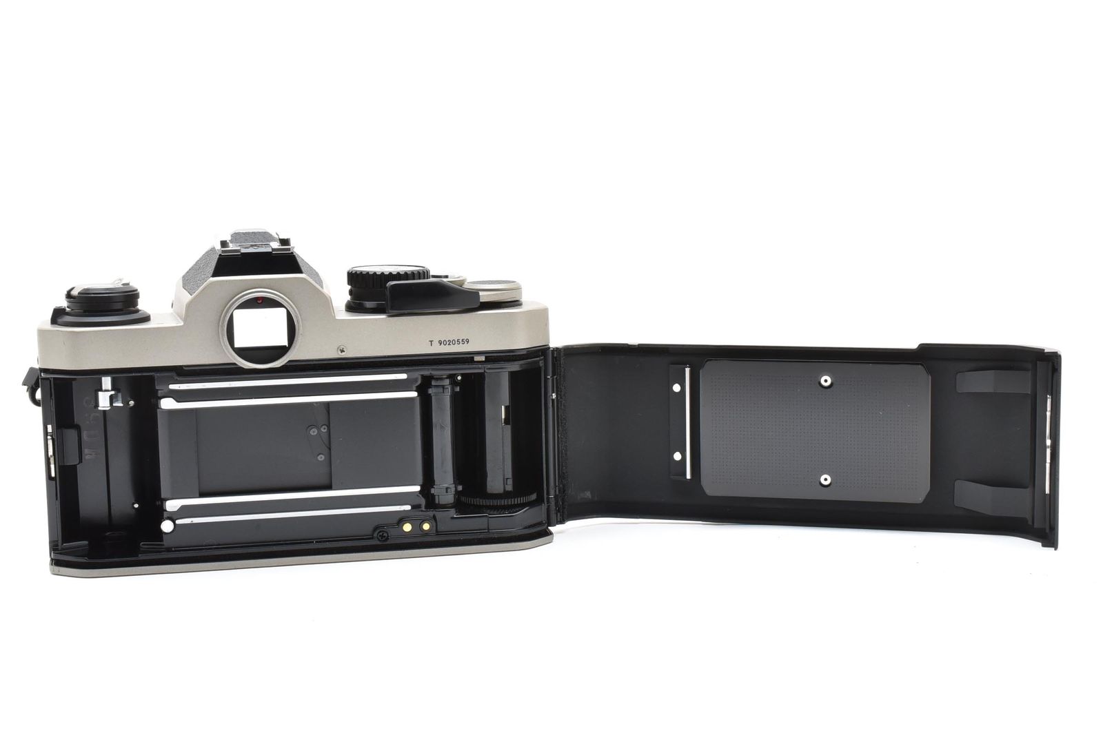 □ 美品 □ ニコン Nikon New FM2 T チタン ボディ ≪露出計OK 動作