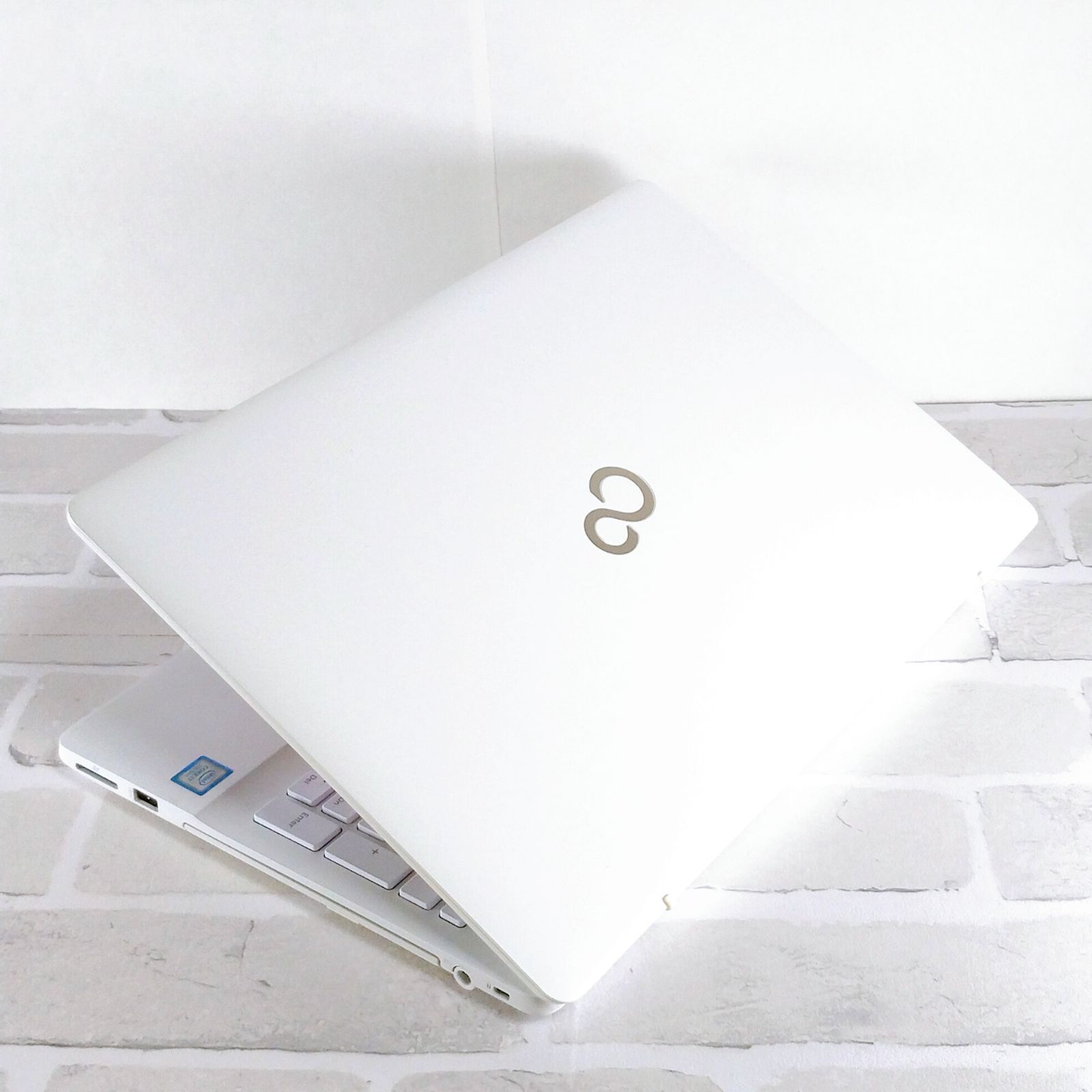 美品！爆速SSD搭載 高性能Corei7 第7世代 ノートパソコン 最新