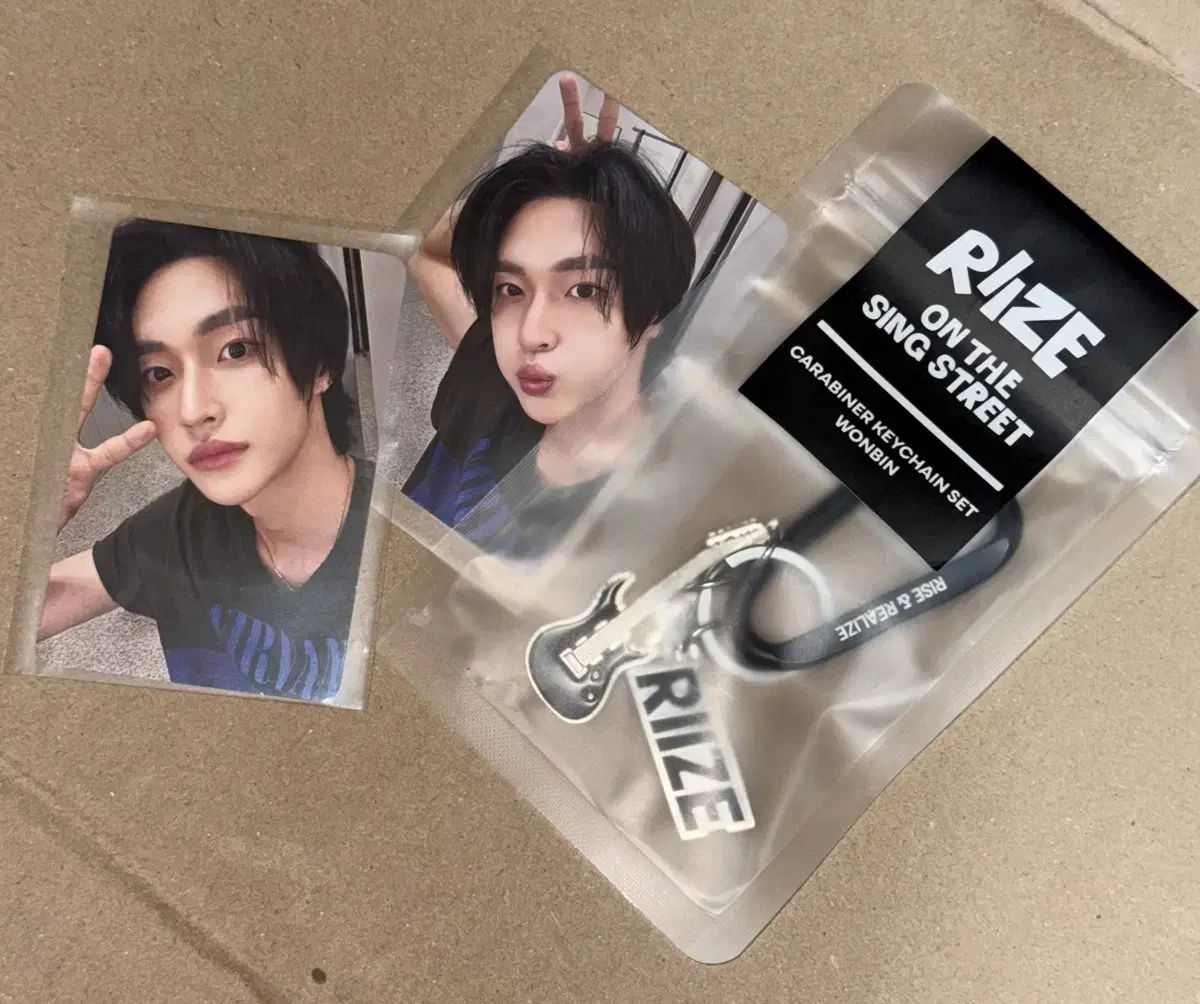 ウォンビン RIIZE（ライズ） カラビナ キーホルダー セット - メルカリ