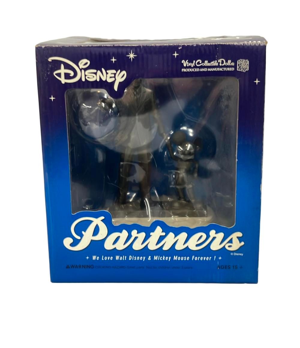 メディコムトイ ディズニー VCD パートナーズ像 ウォルト・ディズニー