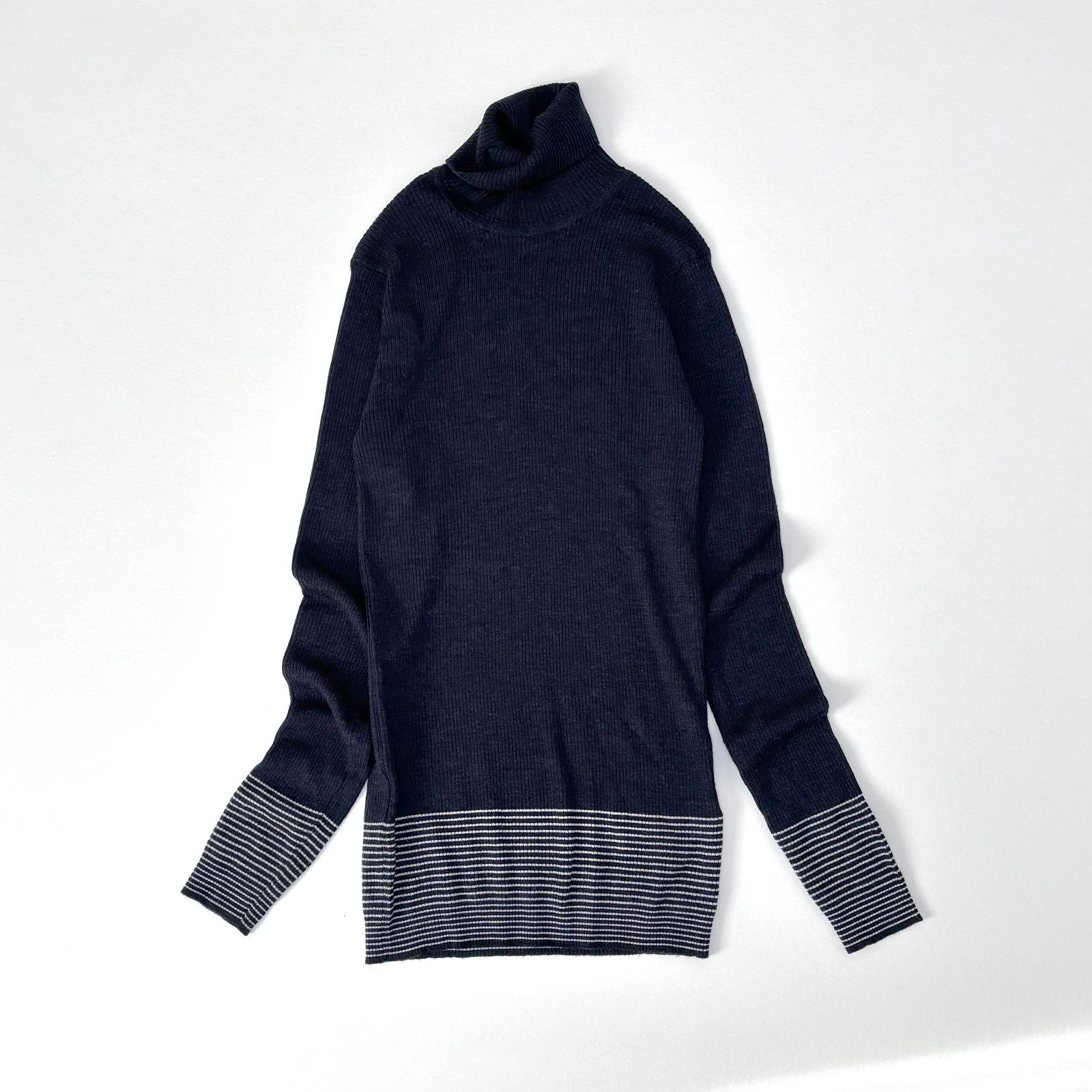 【極美品】ジョンスメドレー　タートルネックニット　ネイビー　イングランド製 ジョンスメドレー JOHN SMEDLEY タートルネック リブニット 洗える