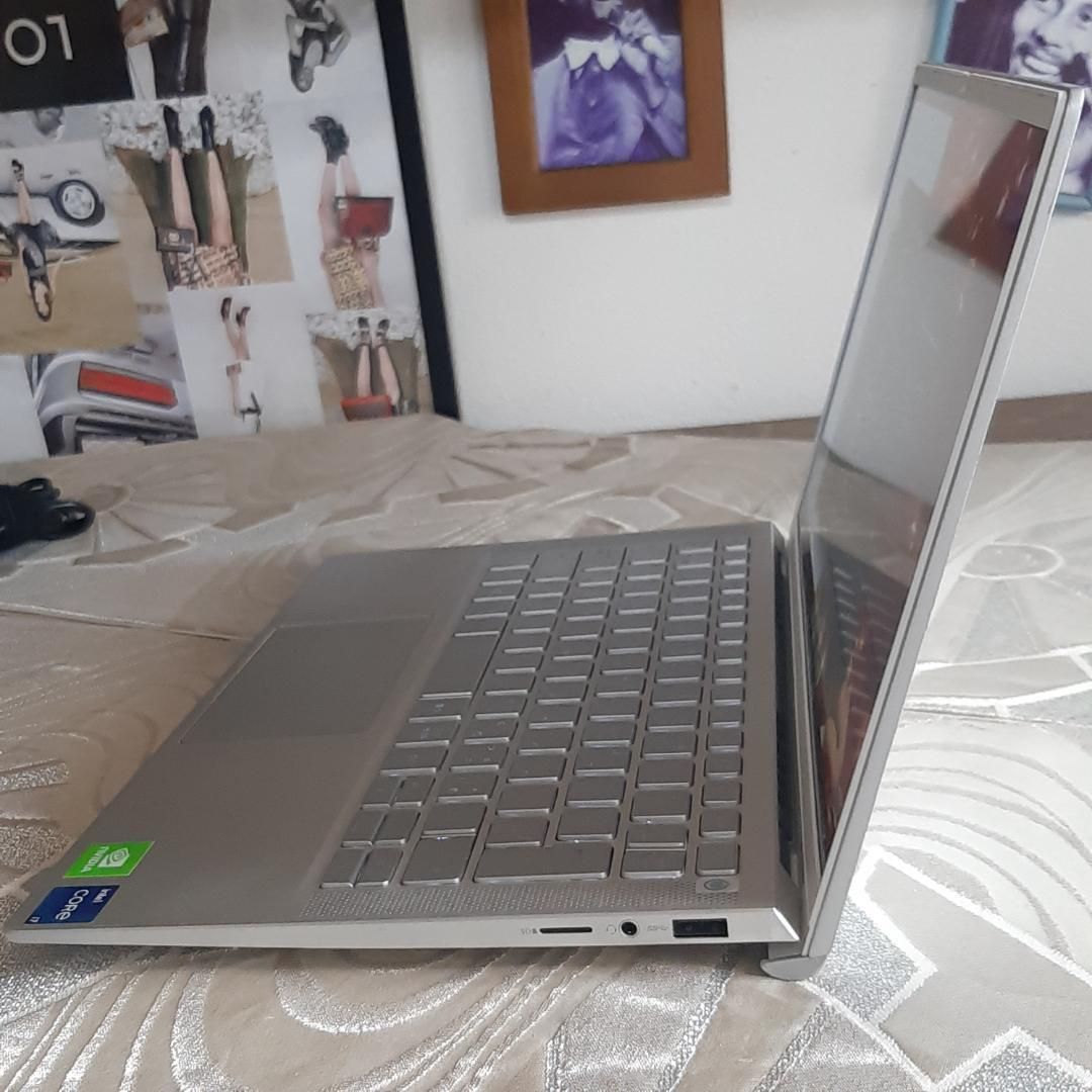 TTA01 DELL 7300 11世代 i7 1T 16G GeForce FHD - メルカリ