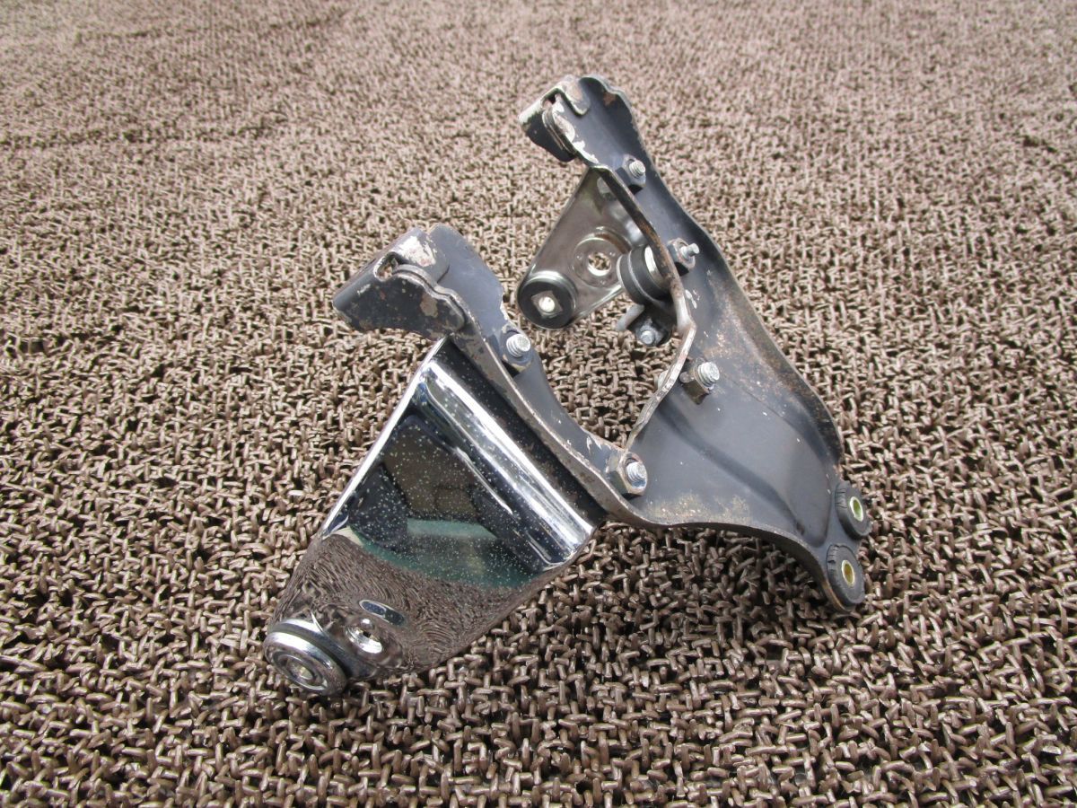 SR400 ヘッドライトステー B609！RH01J ヤマハ 【 H313E 】 キャブ車