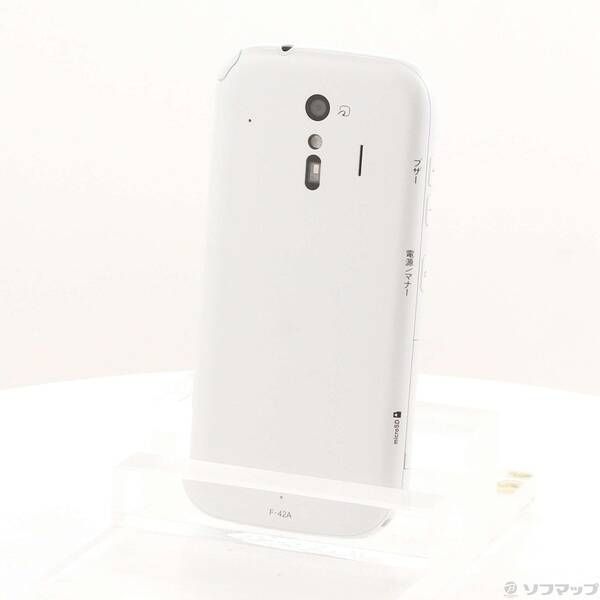 中古品〕 らくらくスマートフォン 32GB ホワイト F-42A docomoロック
