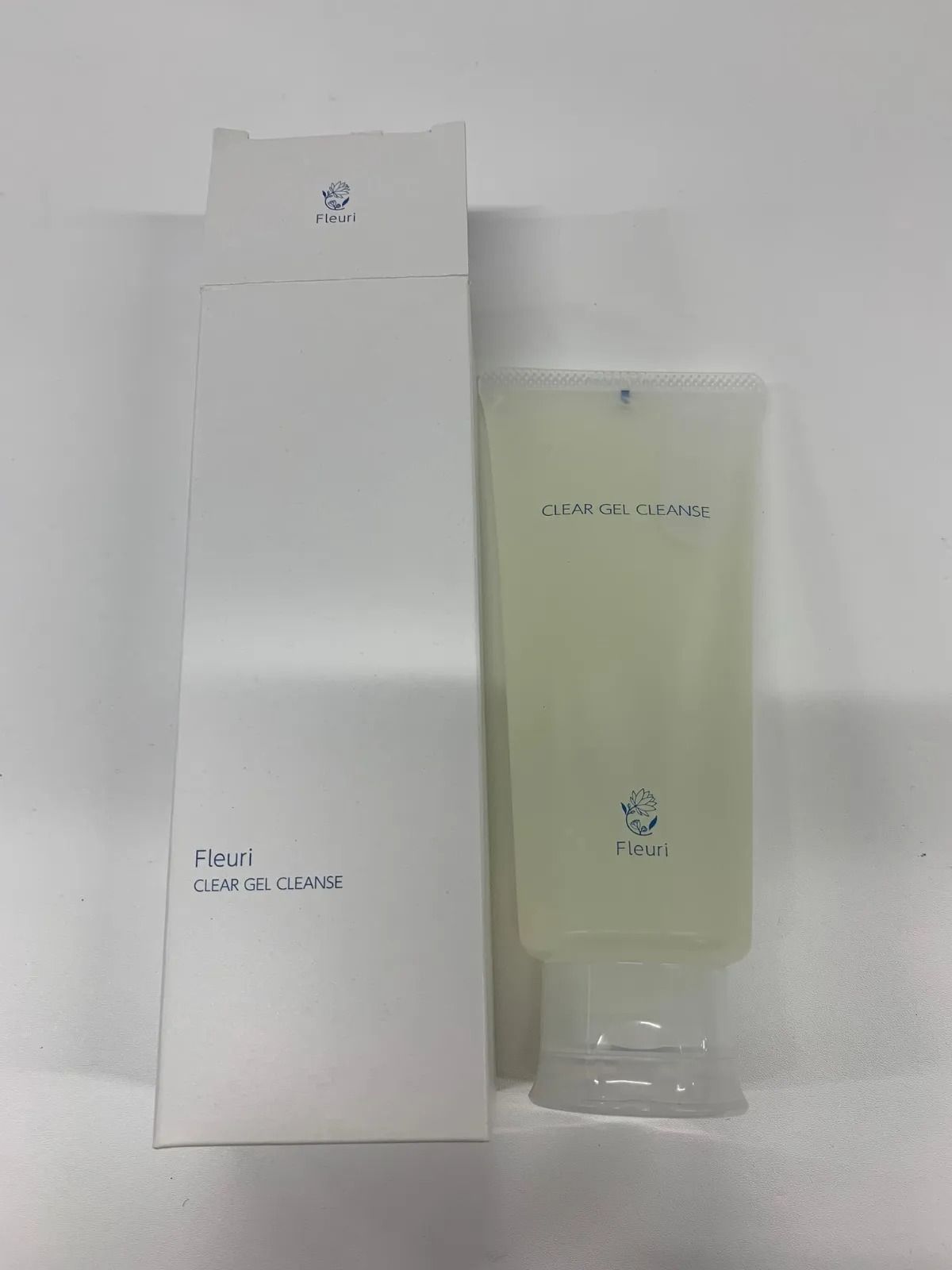 J2159 Fleuri フルリ クリアゲルクレンズ 〈クレンジング〉 150mL