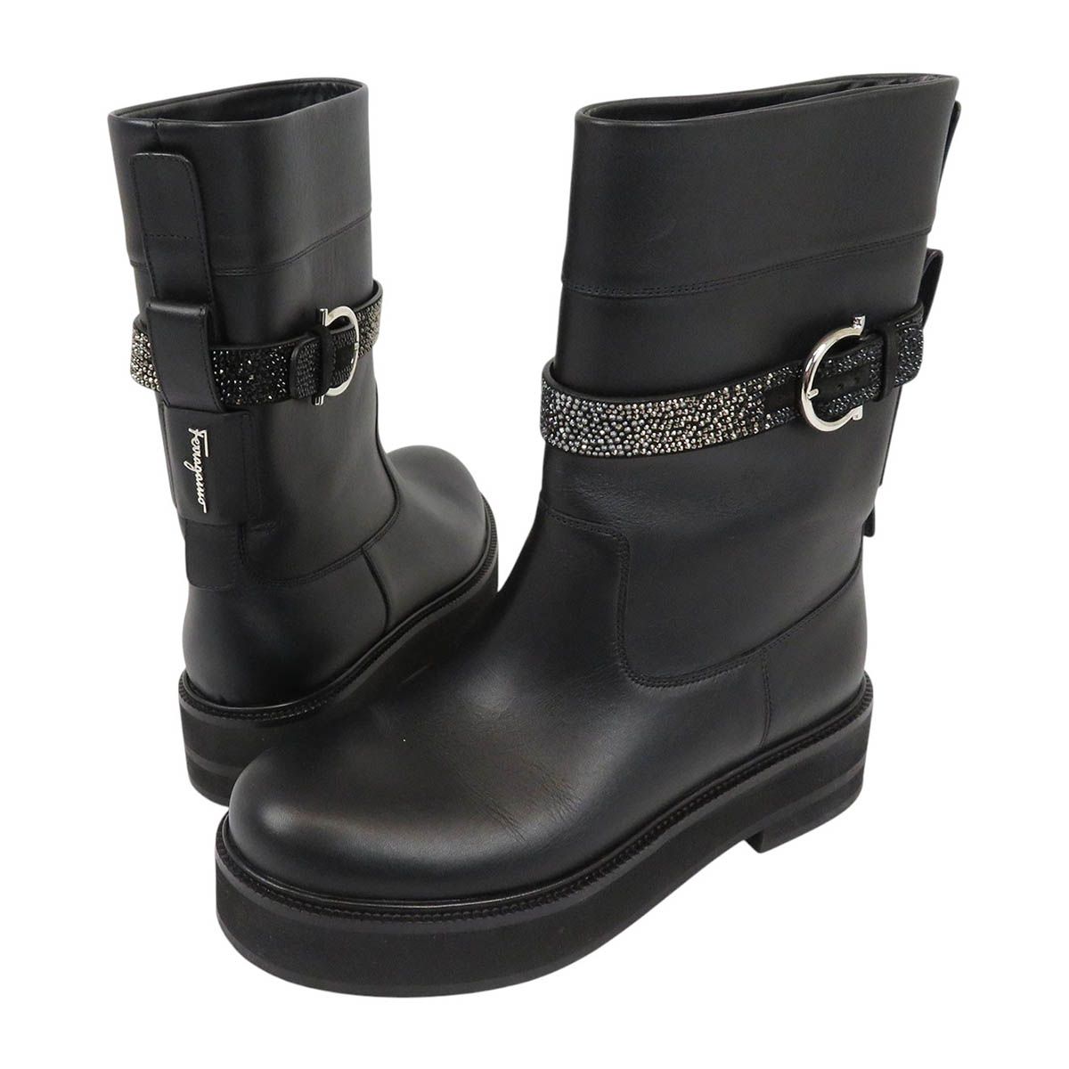 フェラガモ ガンチーニバックル ショートブーツ レディース ブラック