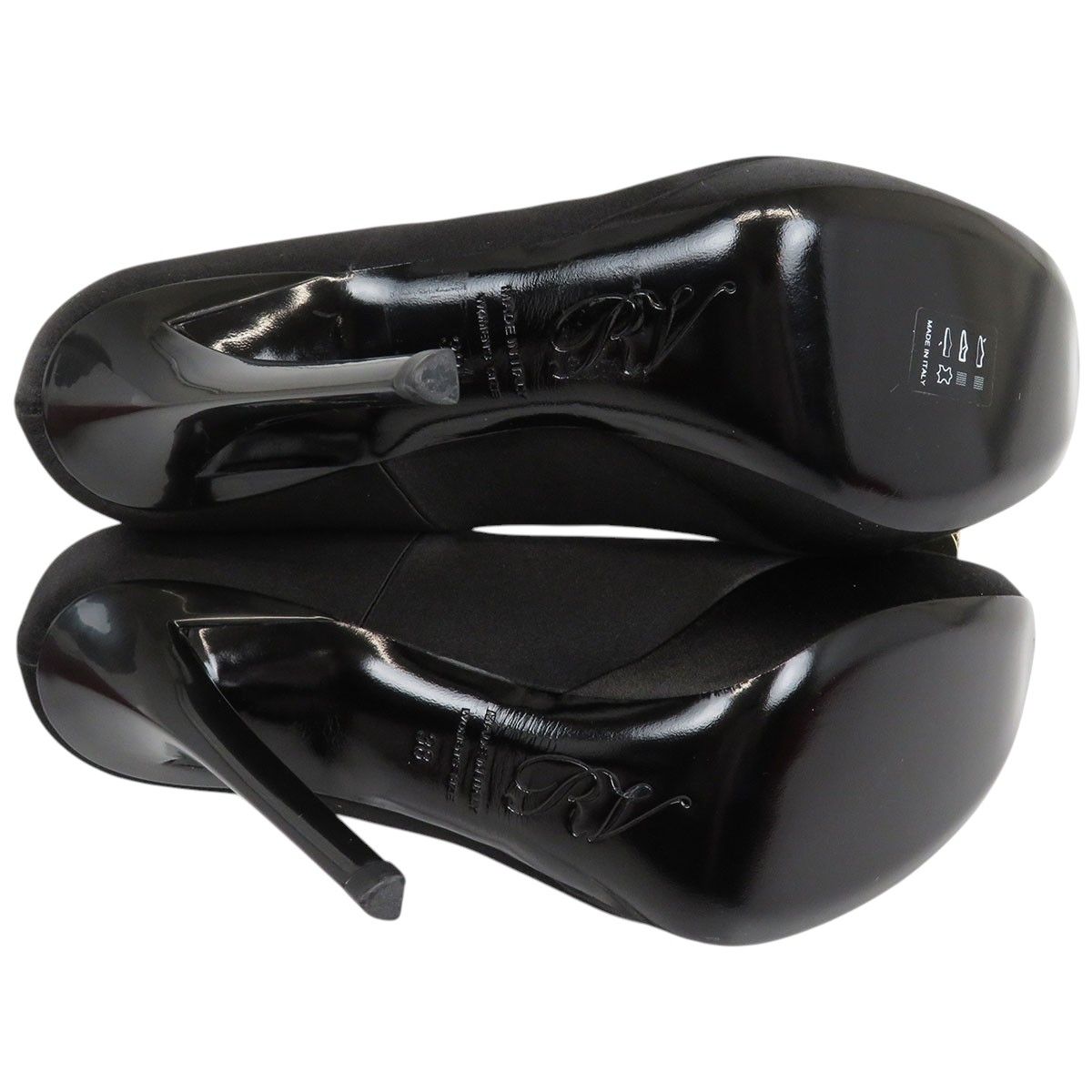 Roger Vivierロジェヴィヴィエブラックハイヒール バックル付きパンプス Roger Vivierロジェヴィヴィエブラックハイヒール バックル付き